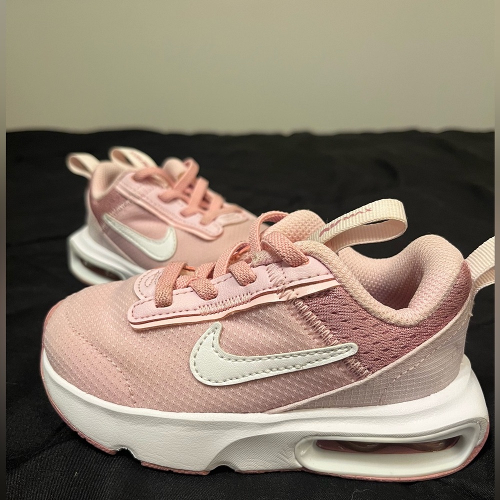 Nike Air Max INTRLK Lite